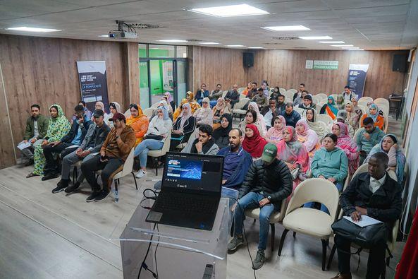 Semaine de la Science : conférences et débats sous thème "Complexité" à Laâyoune Learning Center