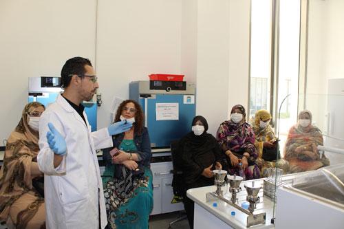 Formation certifiante autour de la valorisation des plantes aromatiques et médicinales au profit des coopératives agricoles à l'Institut de recherche de l'UM6P Laâyoune